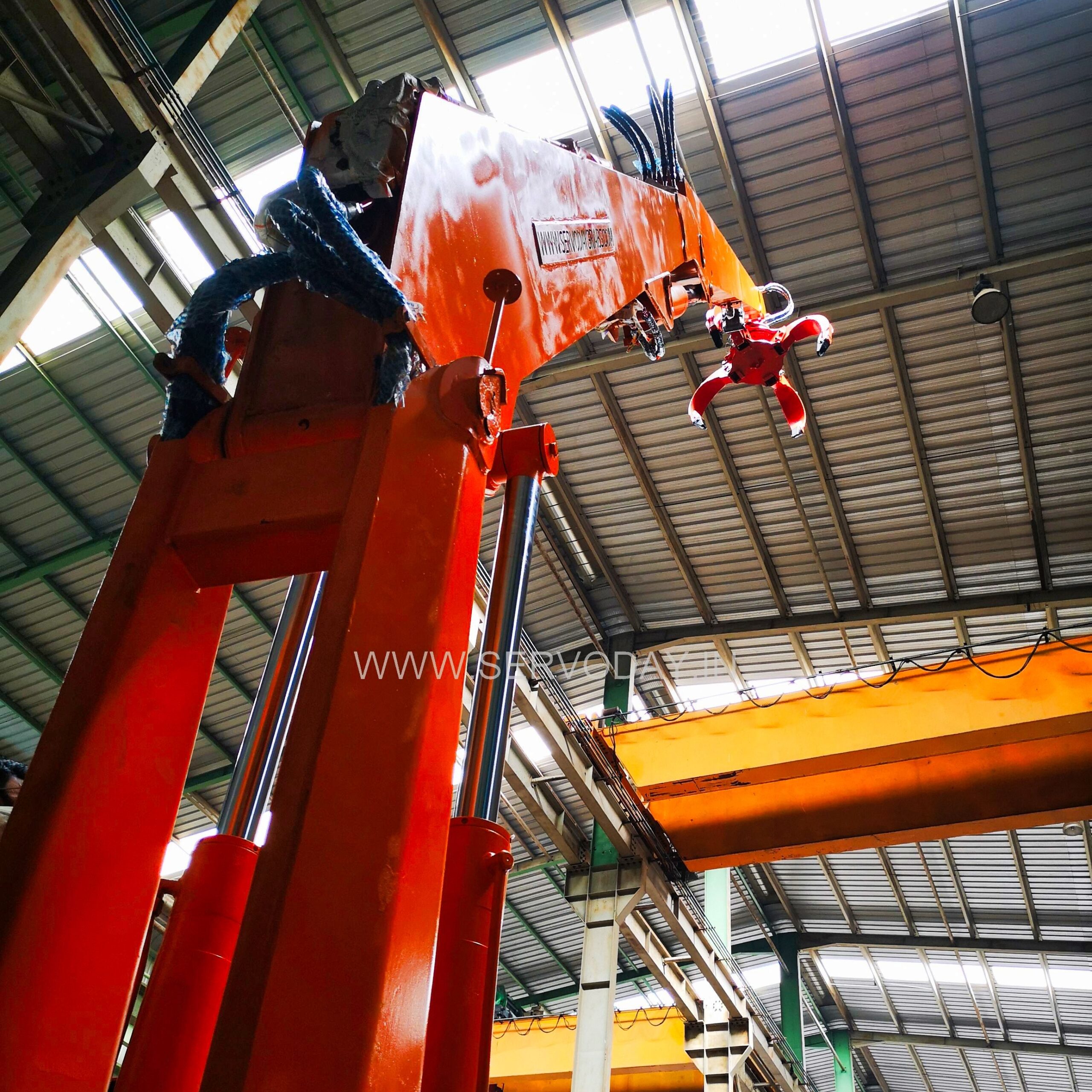 Stationary Mounted Crane
